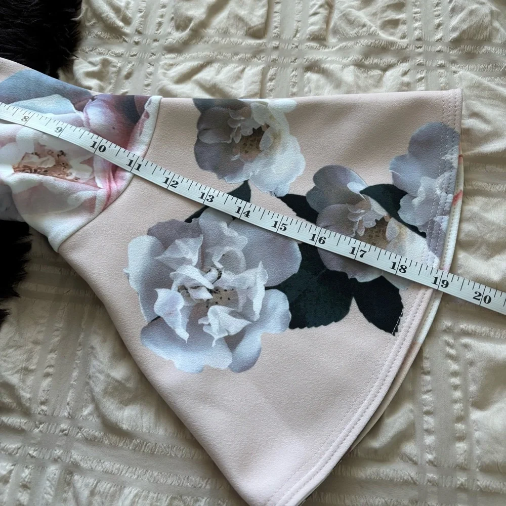 Calvin Klein Floral Bell Sleeve Dress Size 8 - Picture 11 of 13